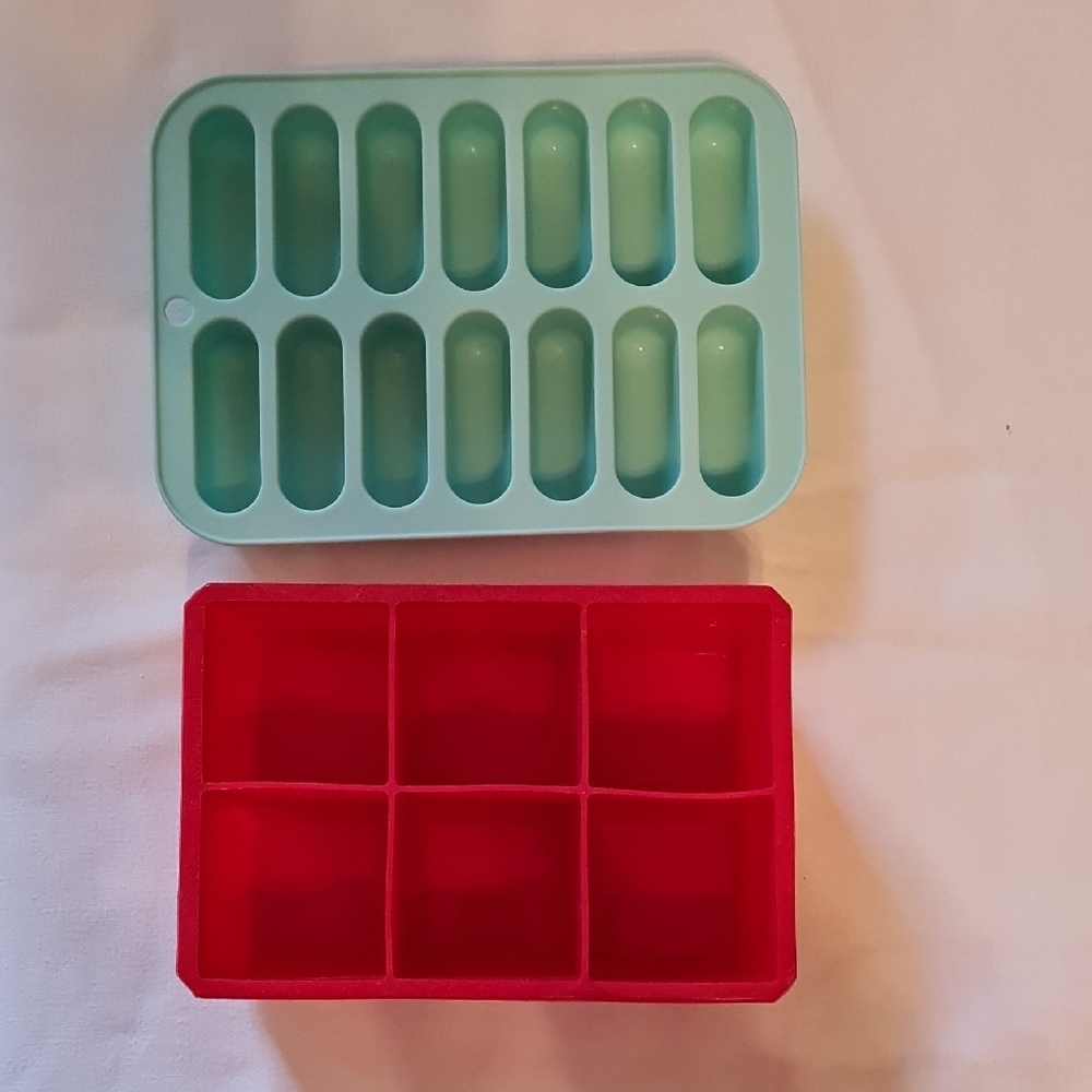 Silicone Ice Cube Trays - Red and Mint